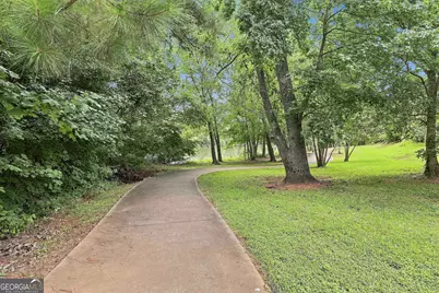 117 Thomaston St, Newnan, GA 30263 - Photo 38