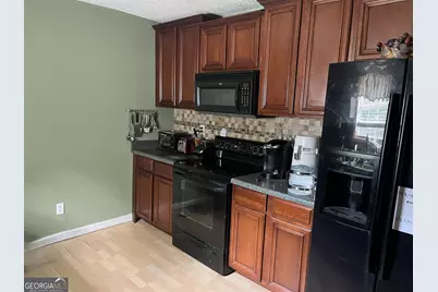 300 W Midland Avenue, Winder, GA 30680 - Photo 6