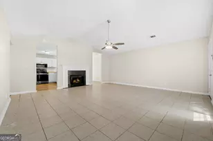220 Splitwood Ln, Fairburn, GA 30213 - Photo 10