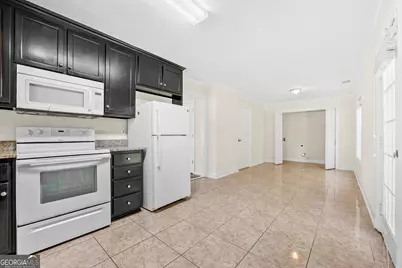 125 Bay Court Drive, Stockbridge, GA 30281 - Photo 6