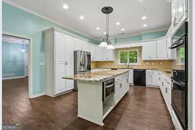 2077 Coolidge Way NW, Acworth, GA 30101 - Photo 2