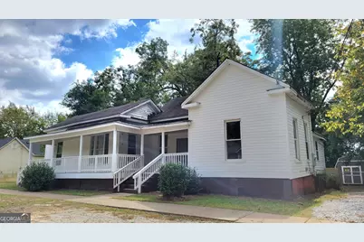 218 W Chappell Street, Griffin, GA 30223 - Photo 1