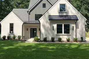 79 Hunters Way, Hoschton, GA 30548 - Photo 1