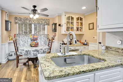2554 Cedar Way, Loganville, GA 30052 - Photo 10