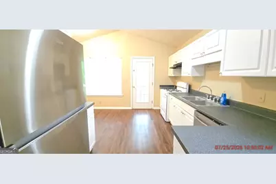 308 J C Court, McDonough, GA 30253 - Photo 4