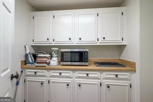 1180 Greenbriar Dr, Madison, GA 30650 - Photo 16