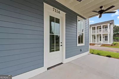 711A Jefferson Street, Lagrange, GA 30240 - Photo 4