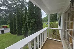 349 Roxbury Dr, Riverdale, GA 30274 - Photo 10