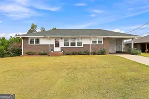 209 Lagrange St, Newnan, GA 30263 - Photo 2