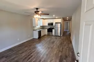 210 Maret St, Hartwell, GA 30643 - Photo 2