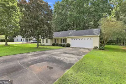 128 Treillage Lane, Peachtree City, GA 30269 - Photo 4