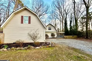 134 Rustica Dr, Newnan, GA 30263 - Photo 2
