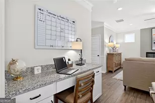 207 Roy Dr, Calhoun, GA 30701 - Photo 2