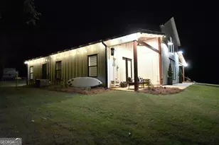 925 Bear Creek Marina Rd, Mansfield, GA 30055 - Photo 14