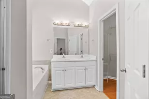 35 Bedford Park Dr, Newnan, GA 30263 - Photo 32