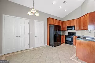 35 Bedford Park Dr, Newnan, GA 30263 - Photo 18
