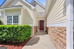 35 Bedford Park Dr, Newnan, GA 30263 - Photo 4