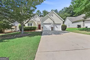 35 Bedford Park Dr, Newnan, GA 30263 - Photo 2