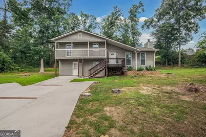 25 Hearthstone Drive, Newnan, GA 30263 - Photo 2