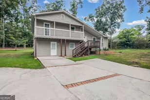 25 Hearthstone Dr, Newnan, GA 30263 - Photo 4