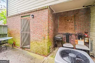 1435 Forest Villa Dr NW, Conyers, GA 30012 - Photo 10