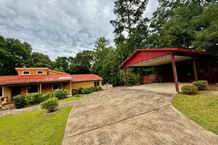 356 Wares Cross Rd, Lagrange, GA 30240 - Photo 2