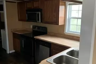 102 Cypress Lake Dr, Statesboro, GA 30458 - Photo 6