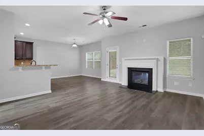 6740 Oak Hill Place, Fairburn, GA 30213 - Photo 6
