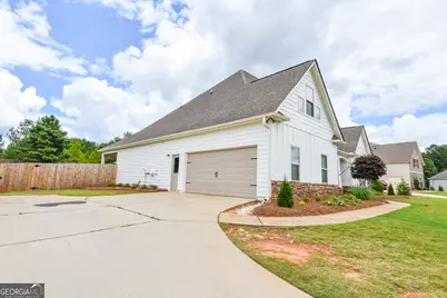 383 Walden Pond Way, Senoia, GA 30276 - Photo 8