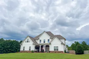 383 Walden Pond Way, Senoia, GA 30276 - Photo 2