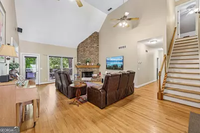 4235 Heather Way, Cumming, GA 30041 - Photo 4