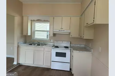 102 West Inman #1, Statesboro, GA 30458 - Photo 2