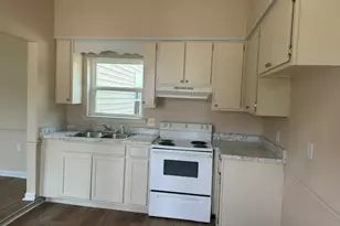 102 West Inman, Statesboro, GA 30458 - Photo 2
