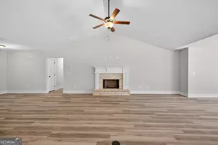 360 Riverbirch Ln, Colbert, GA 30628 - Photo 6