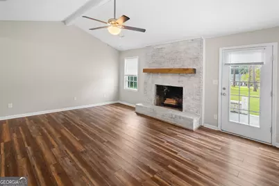 605 Honeysuckle Lane, Statesboro, GA 30458 - Photo 6