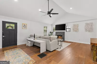 1905 Windemere Drive NE, Atlanta, GA 30324 - Photo 12