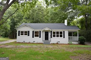 403 Atlanta St, Barnesville, GA 30204 - Photo 1
