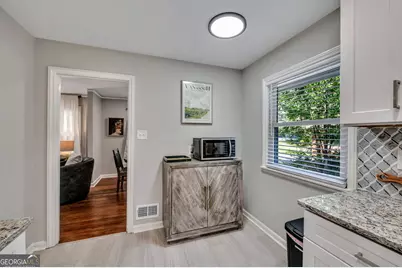 1131 Stoneybrook Road, Forest Park, GA 30297 - Photo 10