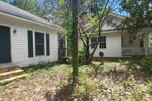 815 S Center St, Thomaston, GA 30286 - Photo 2