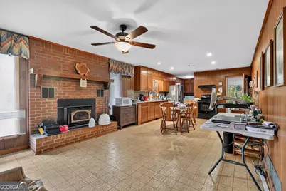 2166 Warren Drive, Austell, GA 30106 - Photo 2