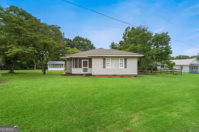1040 Tommy Purvis Jr, Reynolds, GA 31076 - Photo 2