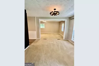 10178 Top Tree Court, Jonesboro, GA 30238 - Photo 2