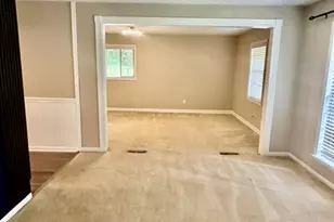 10178 Top Tree Ct, Jonesboro, GA 30238 - Photo 2