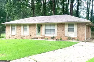 10178 Top Tree Ct, Jonesboro, GA 30238 - Photo 1