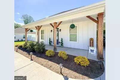 200 Campbell Street, Cleveland, GA 30528 - Photo 2