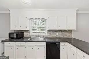 30 Rosedale St, Toccoa, GA 30577 - Photo 10