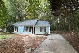 122 Oriole Dr, Jonesboro, GA 30238 - Photo 1