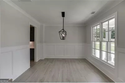 240 Wilbanks Street, Buford, GA 30518 - Photo 8