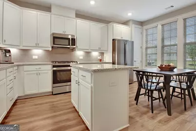 525 Hazelnut Drive, Peachtree City, GA 30269 - Photo 6