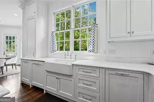 4371 Club Dr NE, Atlanta, GA 30319 - Photo 18
